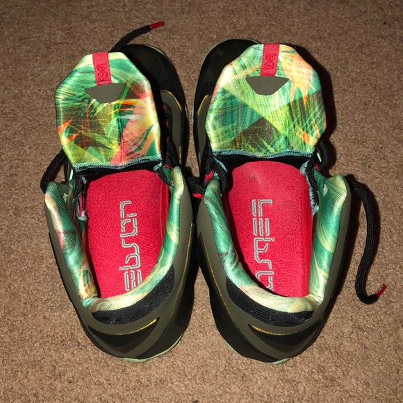 Lebron 11’s - Picture 2 of 4